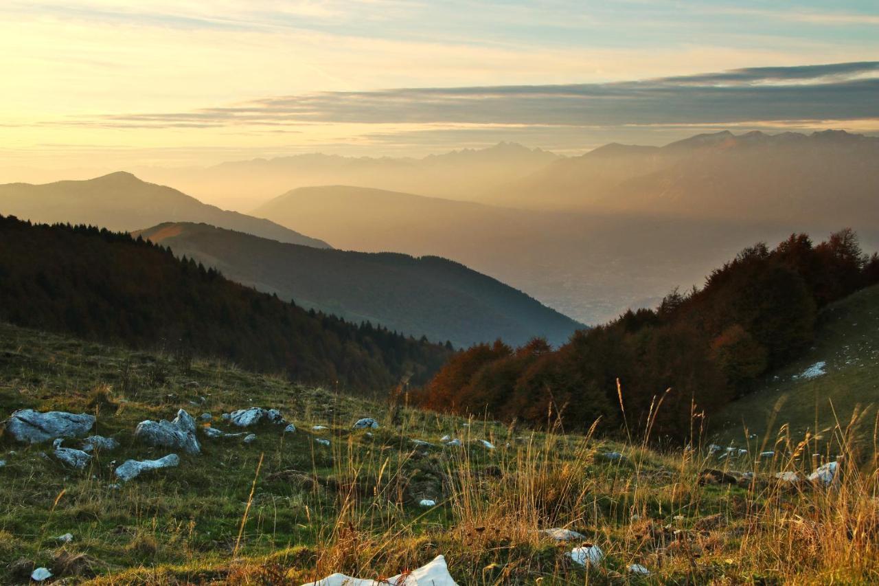 Agriturismo Riva Dei Coz Sequsino ภายนอก รูปภาพ